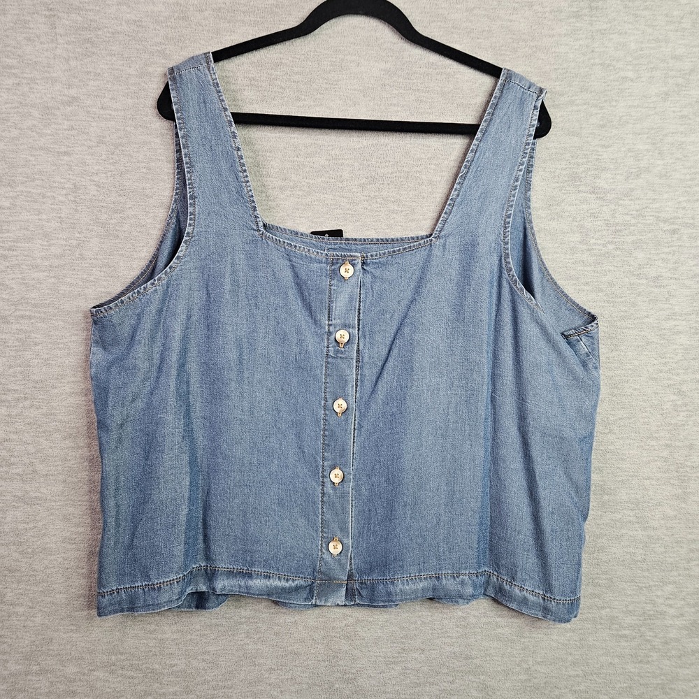Torrid Women's Size 2X Denim Crop Top Tencel Square Neck Medium Wash NWT